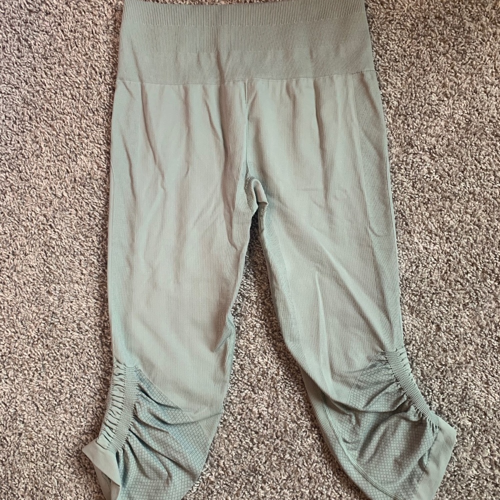 Lululemon Capri Leggings